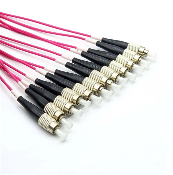 How much does it cost to lay fiber optic cable per kilometer 